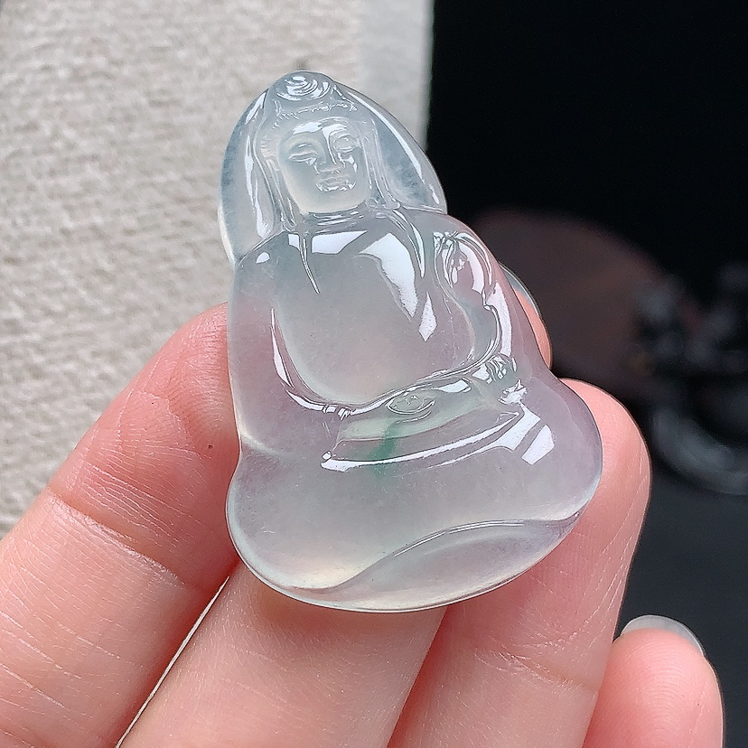 缅甸天然翡翠A货吊坠挂件冰种飘花素衣观音40.1*27*6.0mm