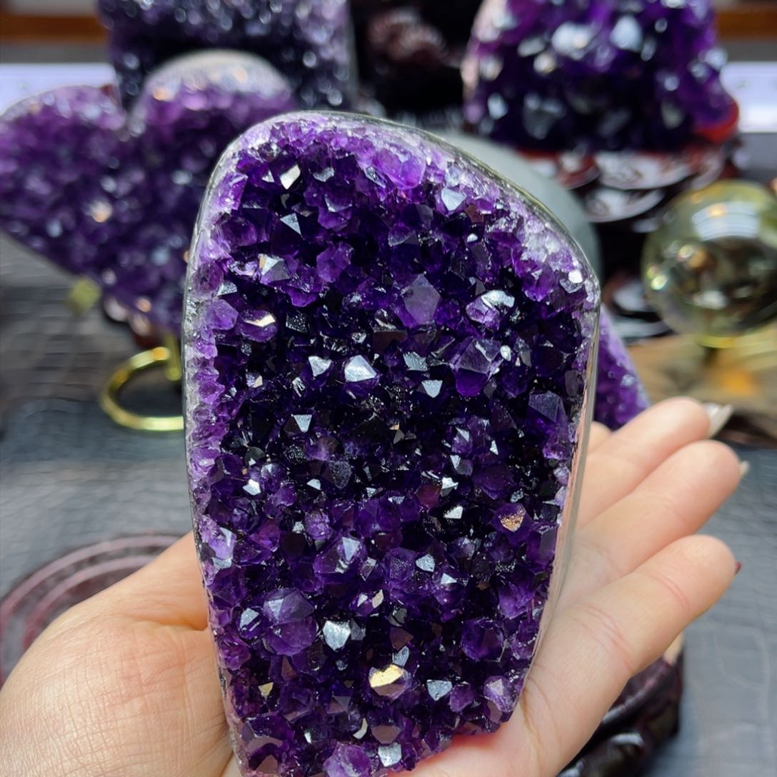 紫晶大型摆件（非配饰）未镶嵌1****.