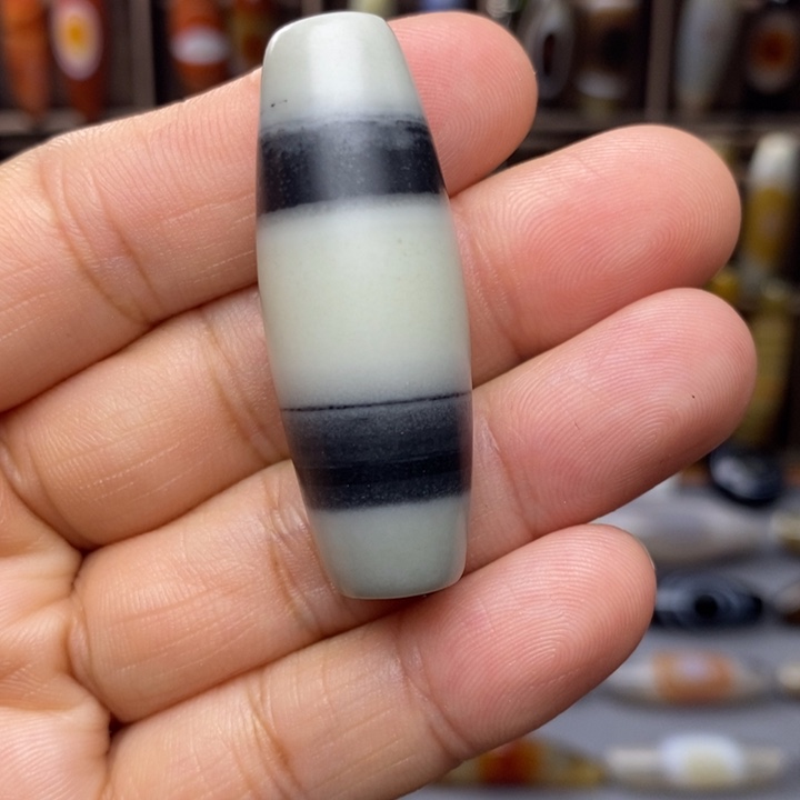 玛瑙/玉髓颈饰未镶嵌M***e