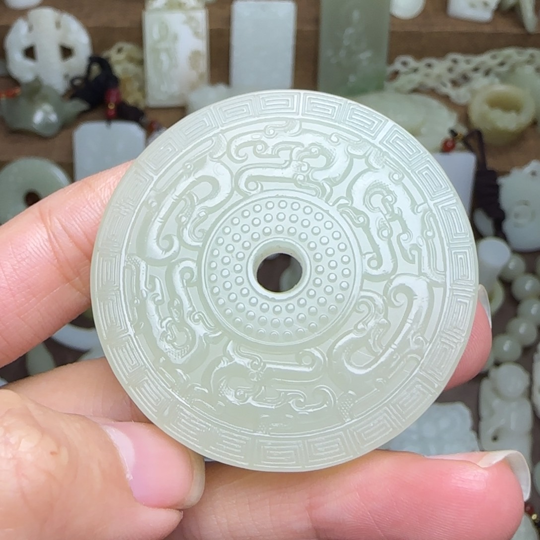 和田玉挂件未镶嵌龙凤玉璧