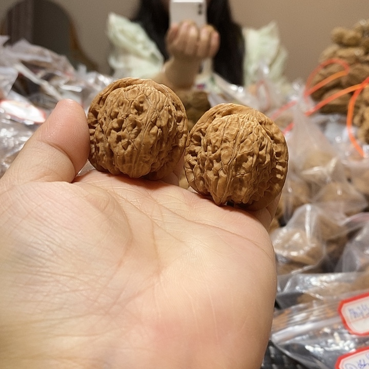 文玩核桃吊坠狼牙山34