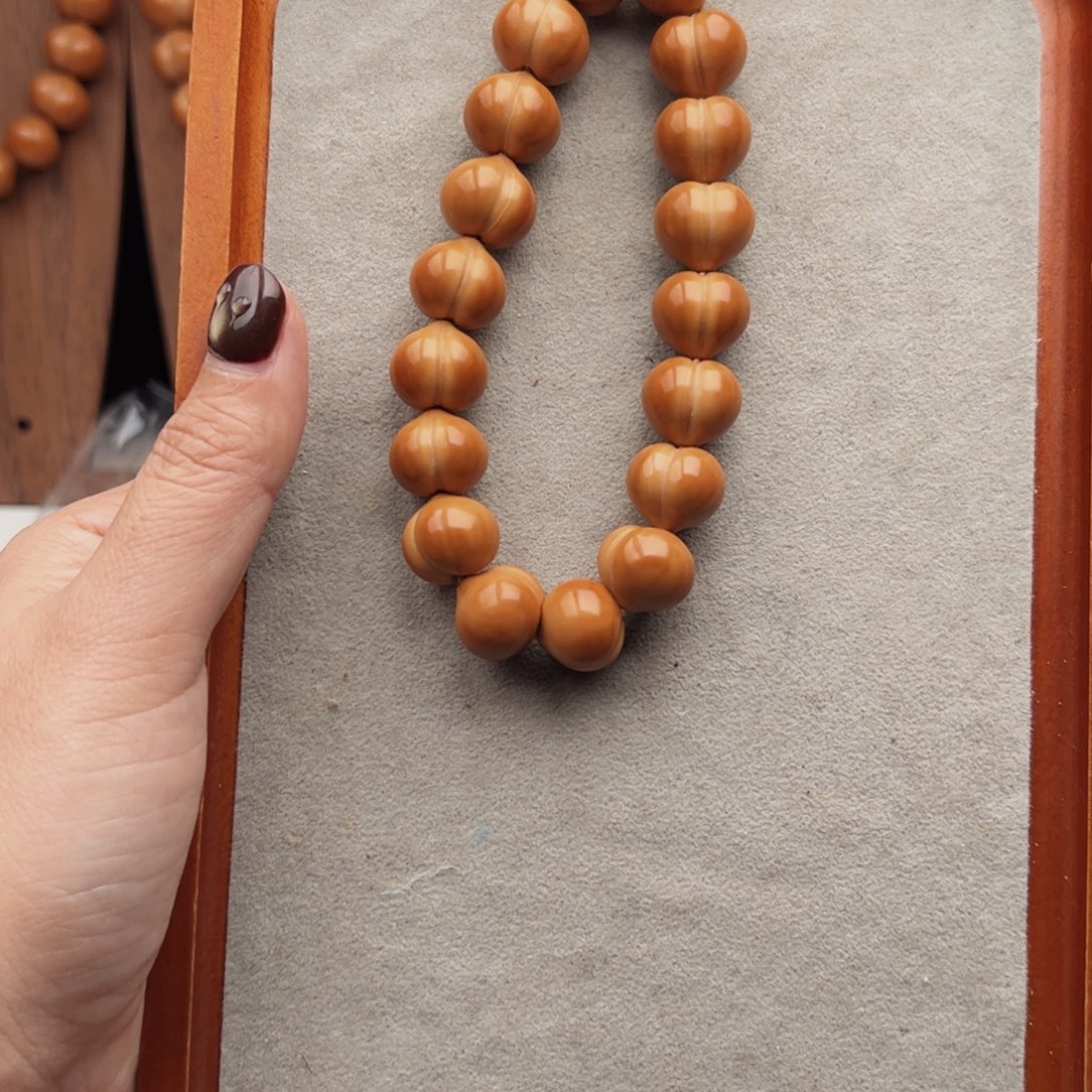 手串猴头核桃屁桃