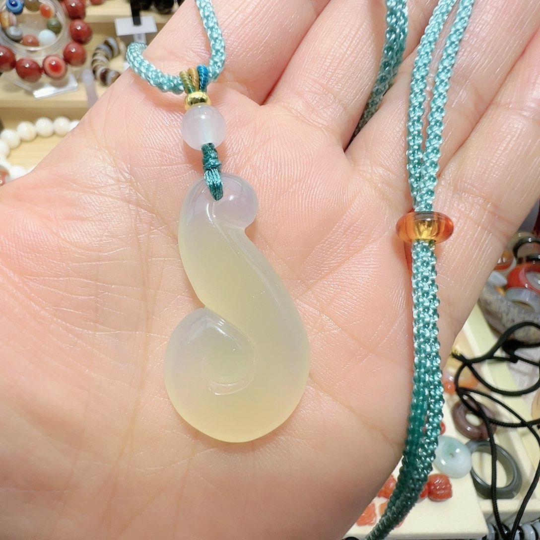 未镶嵌颈饰玛瑙/玉髓