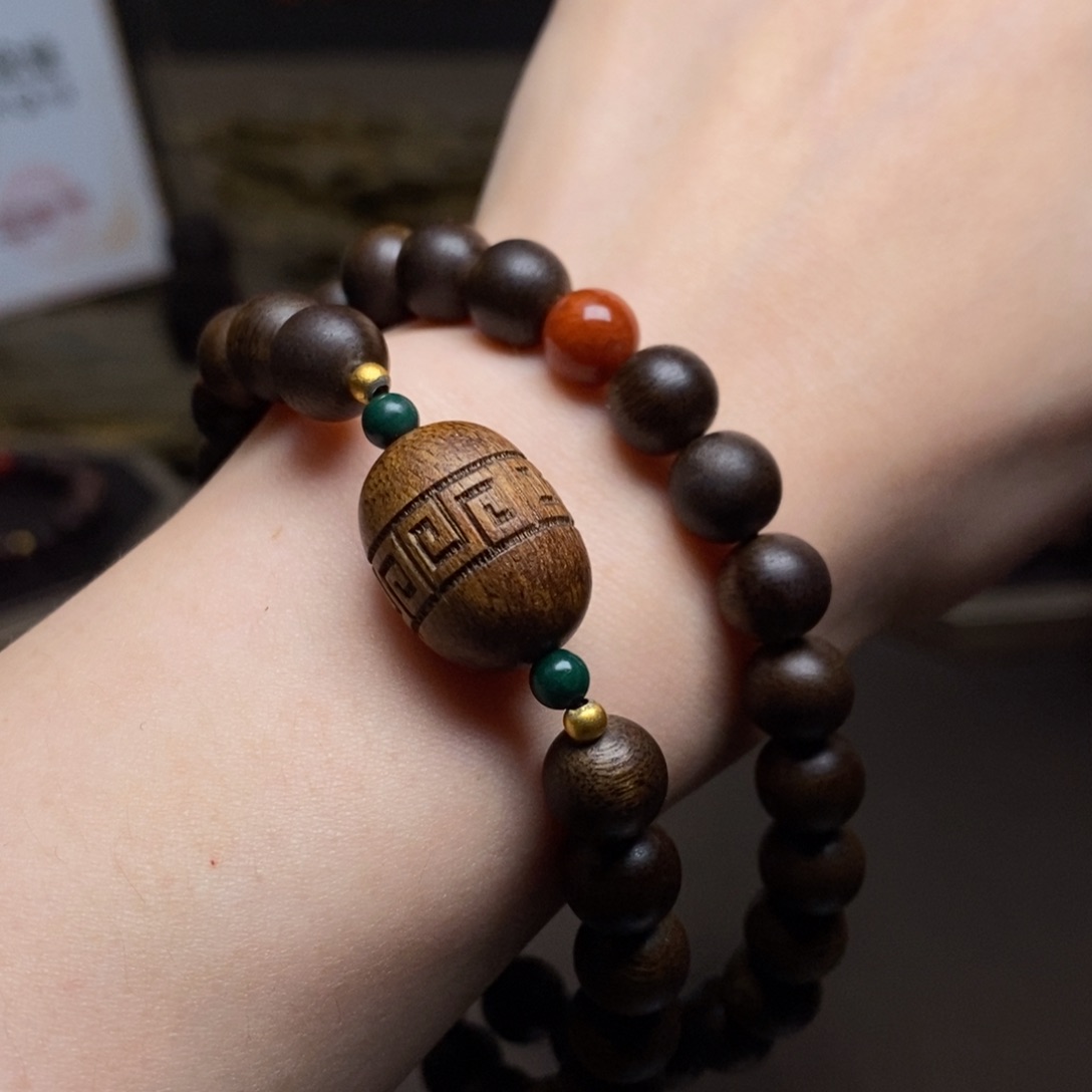 手串沉香越南芽庄紫棋玉化0.8+富森红土沉香木雕配饰