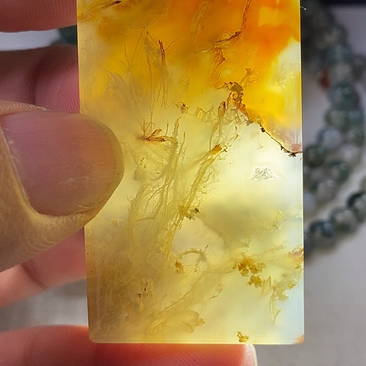 刀***锋玛瑙/玉髓未镶嵌颈饰