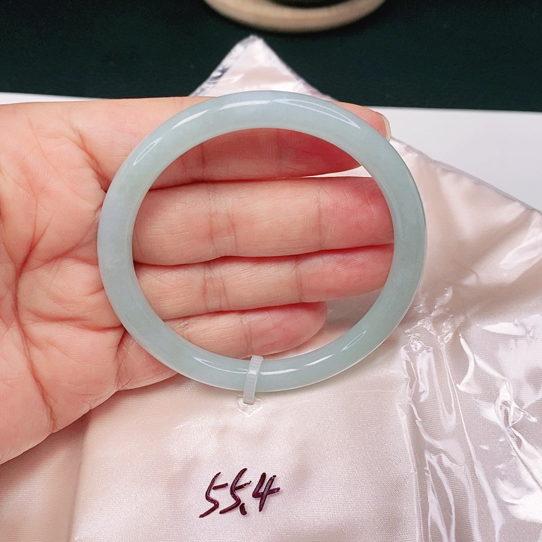 【闪购商品】翡翠手镯未镶嵌圆条