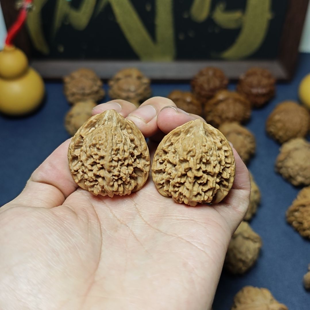 文玩核桃把件满天星36