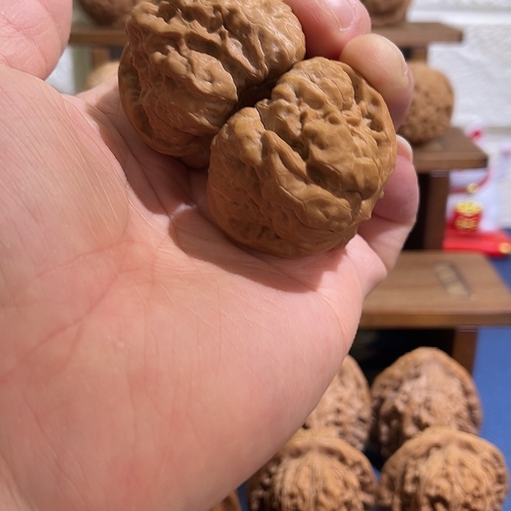 文玩核桃吊坠疯狂肌肉蛙