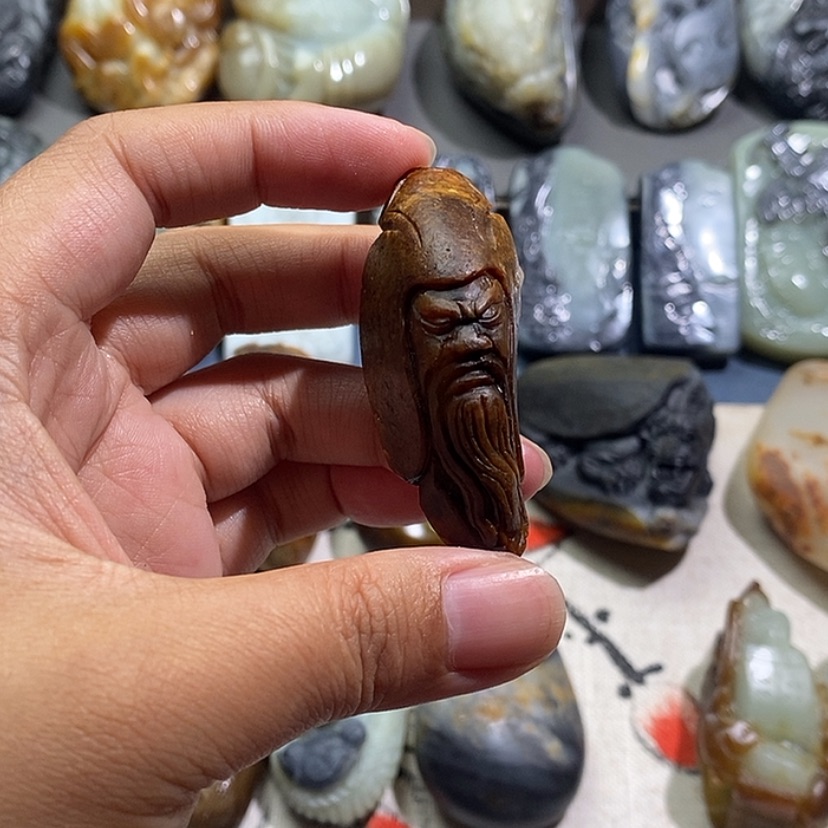 【闪购商品】和田玉把件未镶嵌酷*定制
