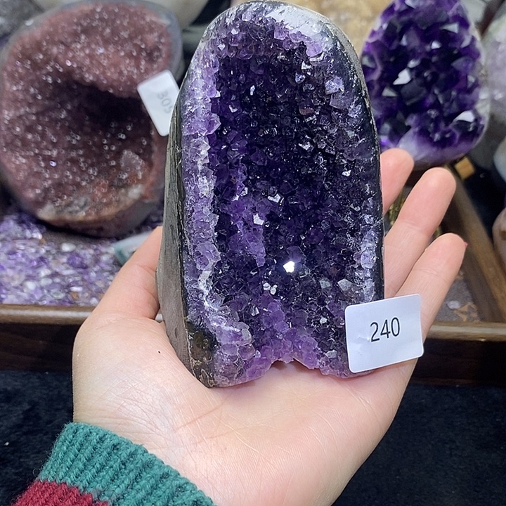 大型摆件（非配饰）未镶嵌发晶