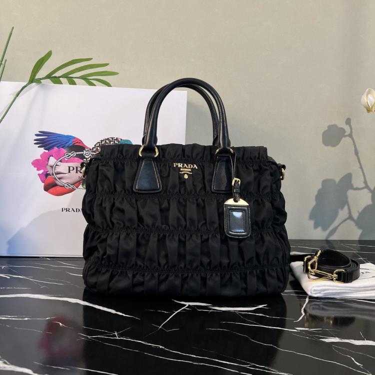 95新 Prada/普拉达 /KIKI/单肩包/16185701