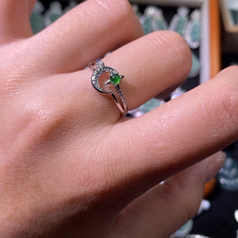 【闪购商品】翡翠颈饰未镶嵌天然