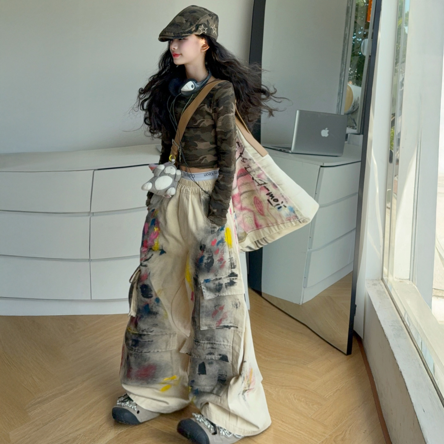 【嘻嘻柚】女童秋款时尚迷彩打底衫美式复古做旧涂鸦彩色工装裤套装