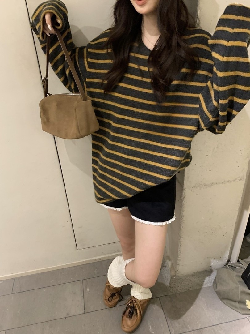 秋冬条纹内搭打底衫女2025宽松慵懒松弛感chic长袖T恤软糯上衣厚