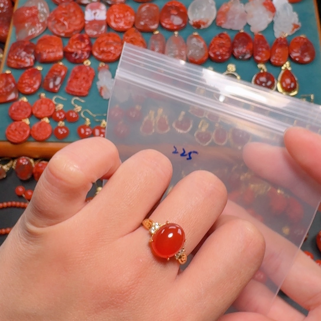 南红玛瑙南红玛瑙保山冰红银S925镶嵌