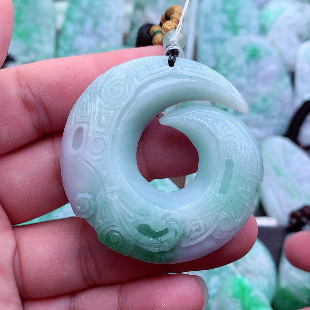 翡翠吊坠(不含链)未镶嵌