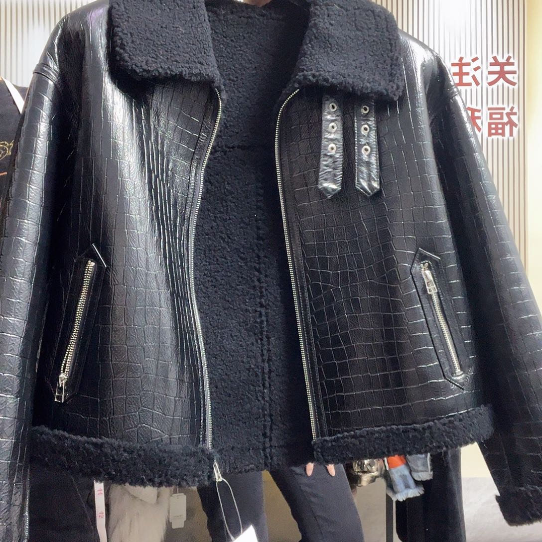 莉莉家时尚女装皮草678