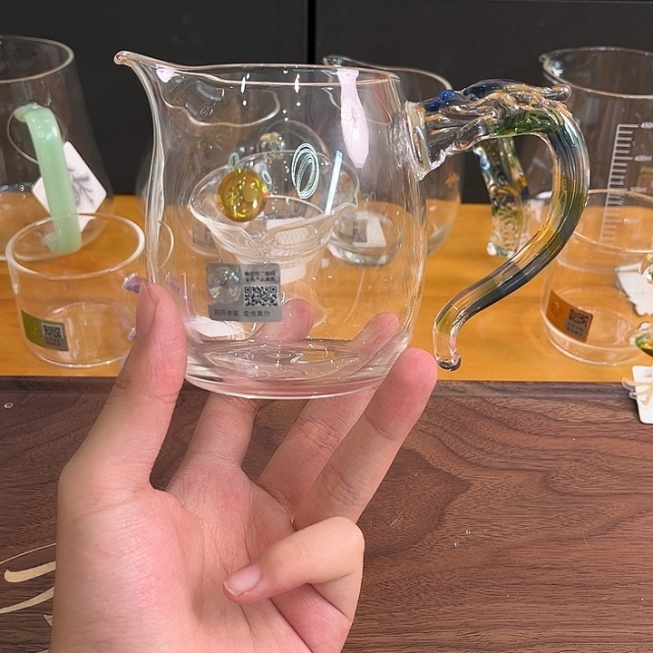 吴***虹禾器隆宇公道杯迷翠