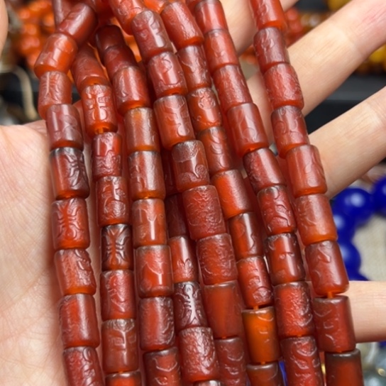 未镶嵌颈饰玛瑙/玉髓