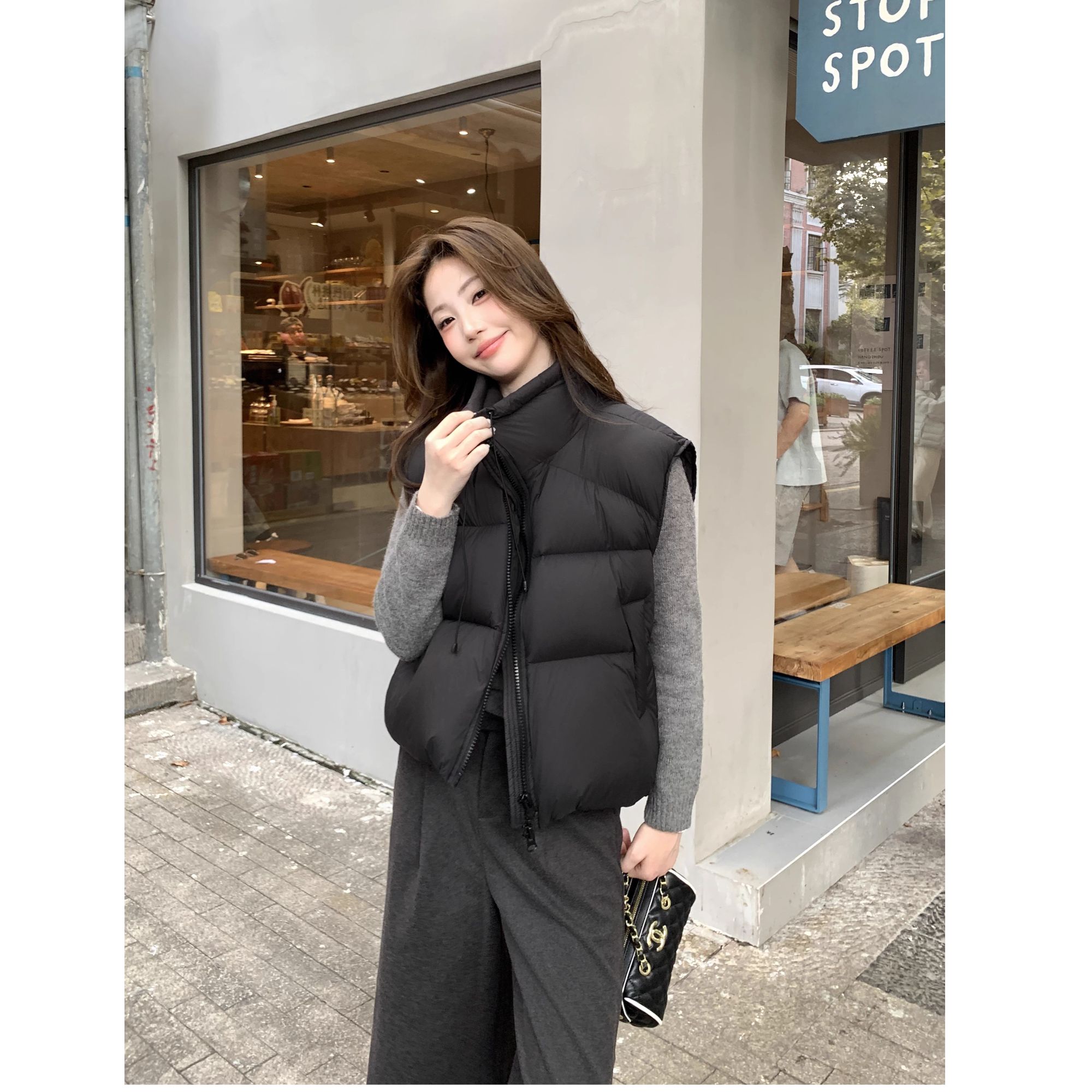 90%白鸭绒羽绒马甲女背心马甲外穿上班专用小马甲灰色马甲羽绒