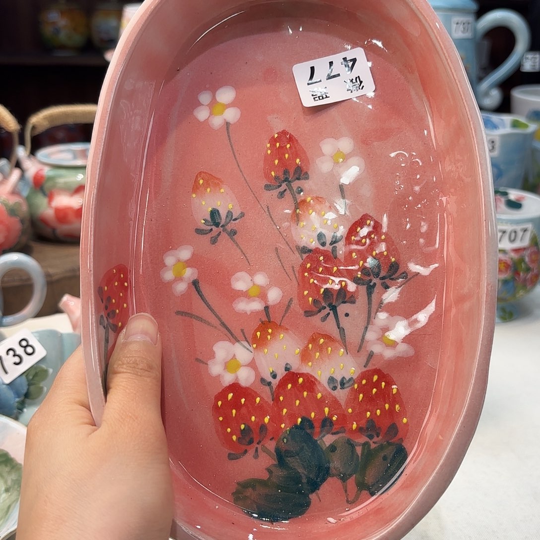 瓷片兔兔好漂亮de e mo k l k l