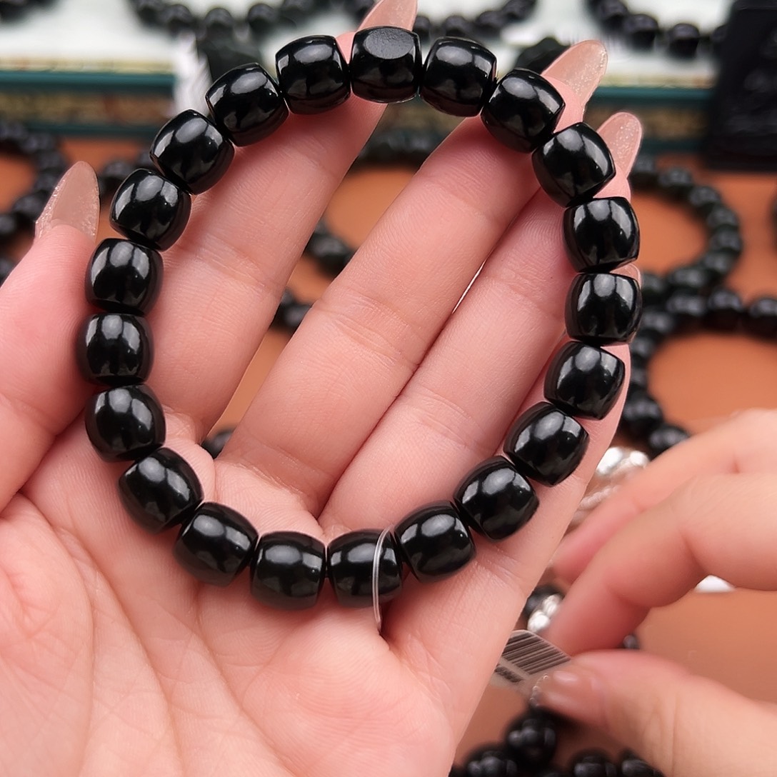 *****和田玉未镶嵌手串