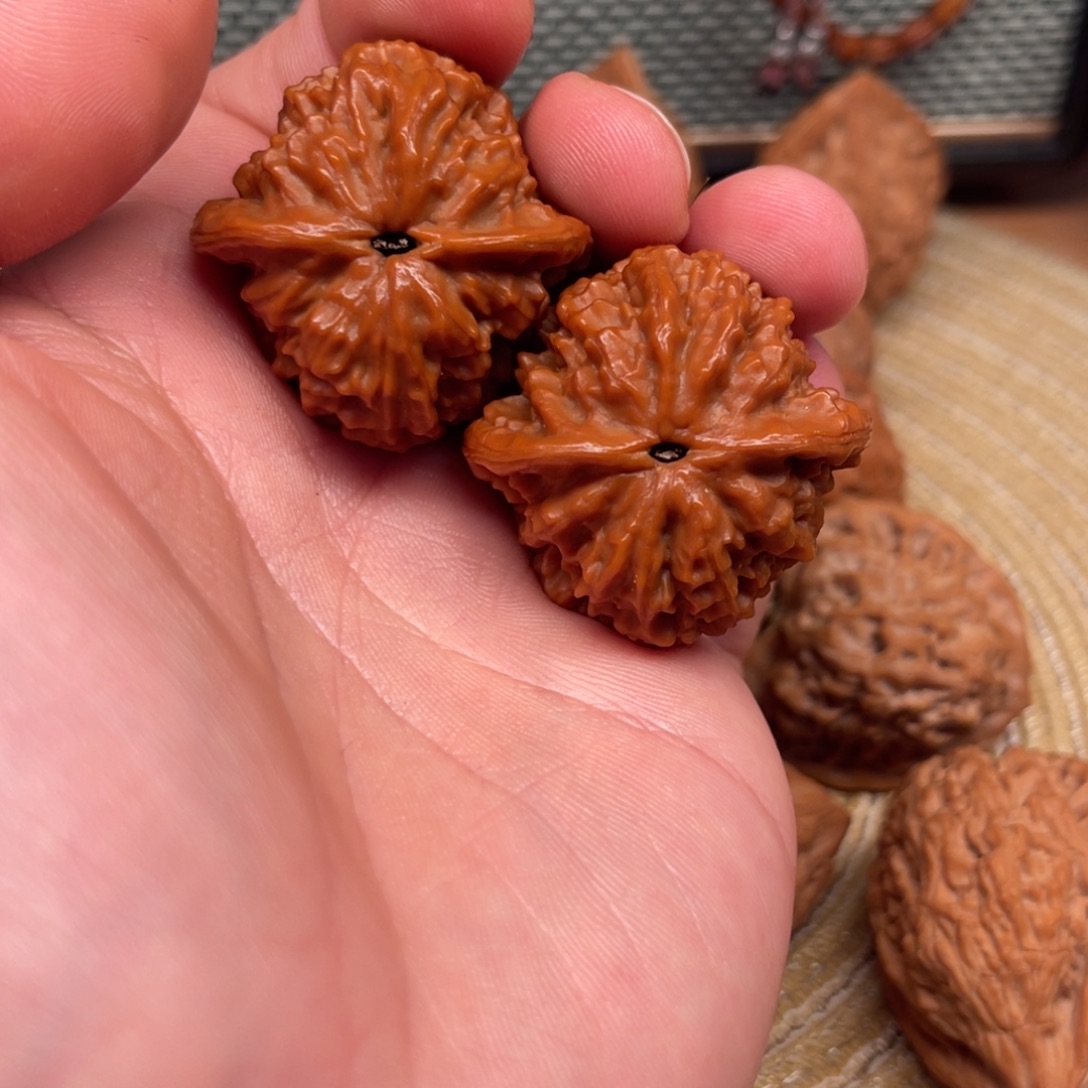 7***7吊坠文玩核桃狮王