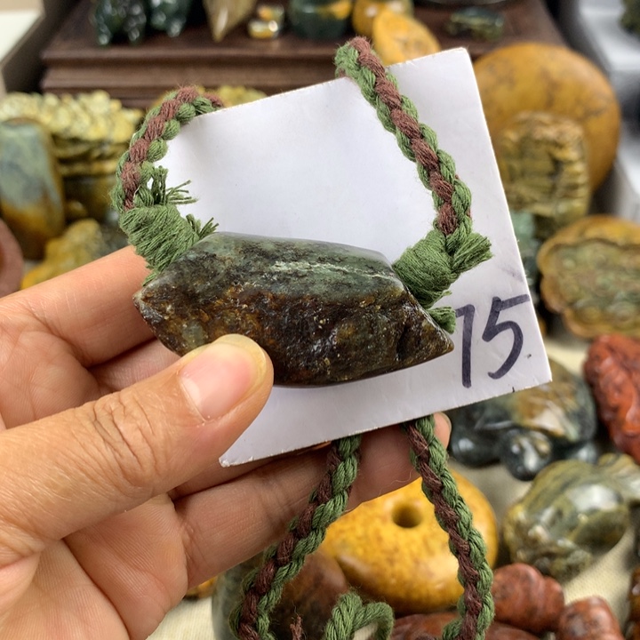 用***6岫岩河磨玉（透闪石质玉）未镶嵌珠宝奇石