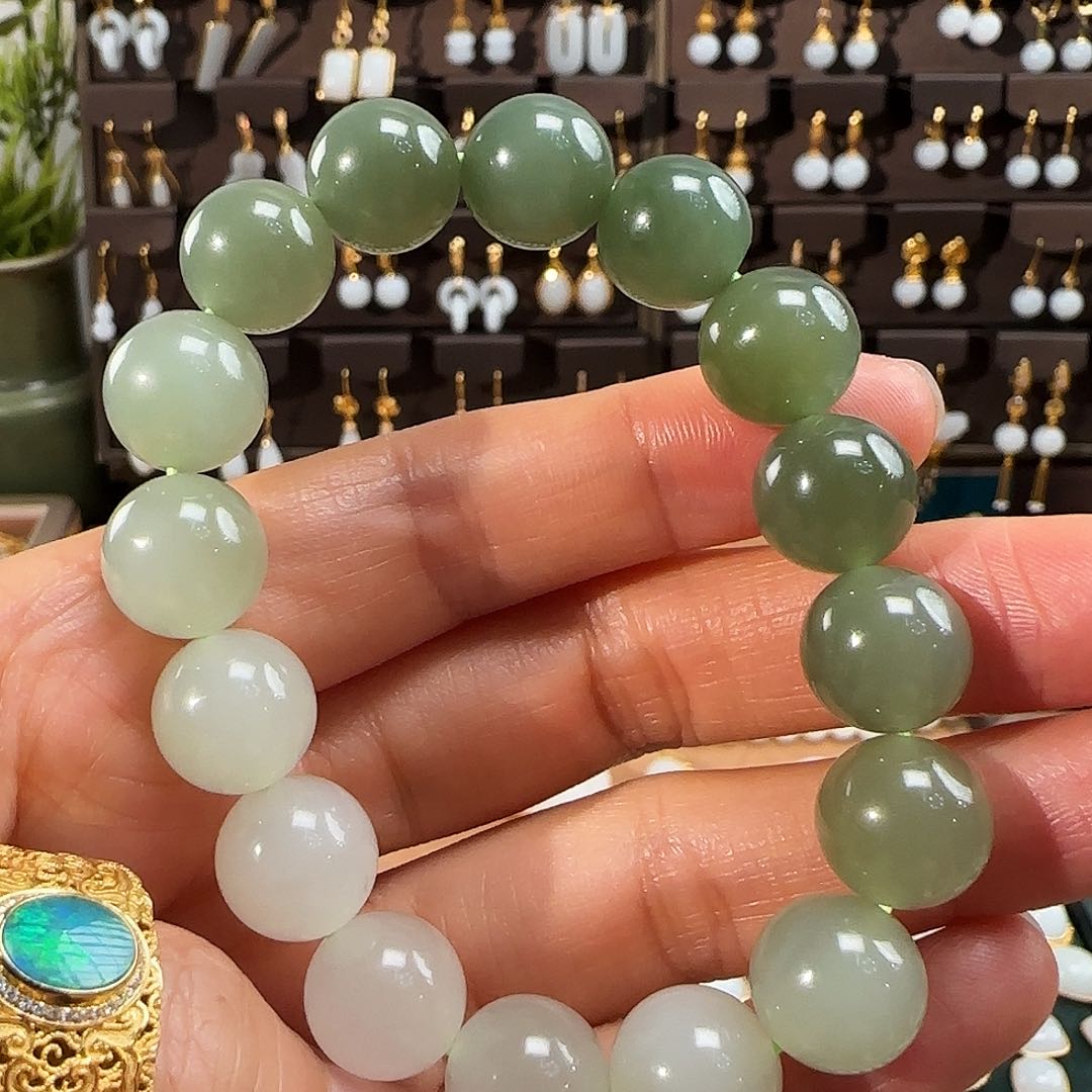 和田玉手串未镶嵌