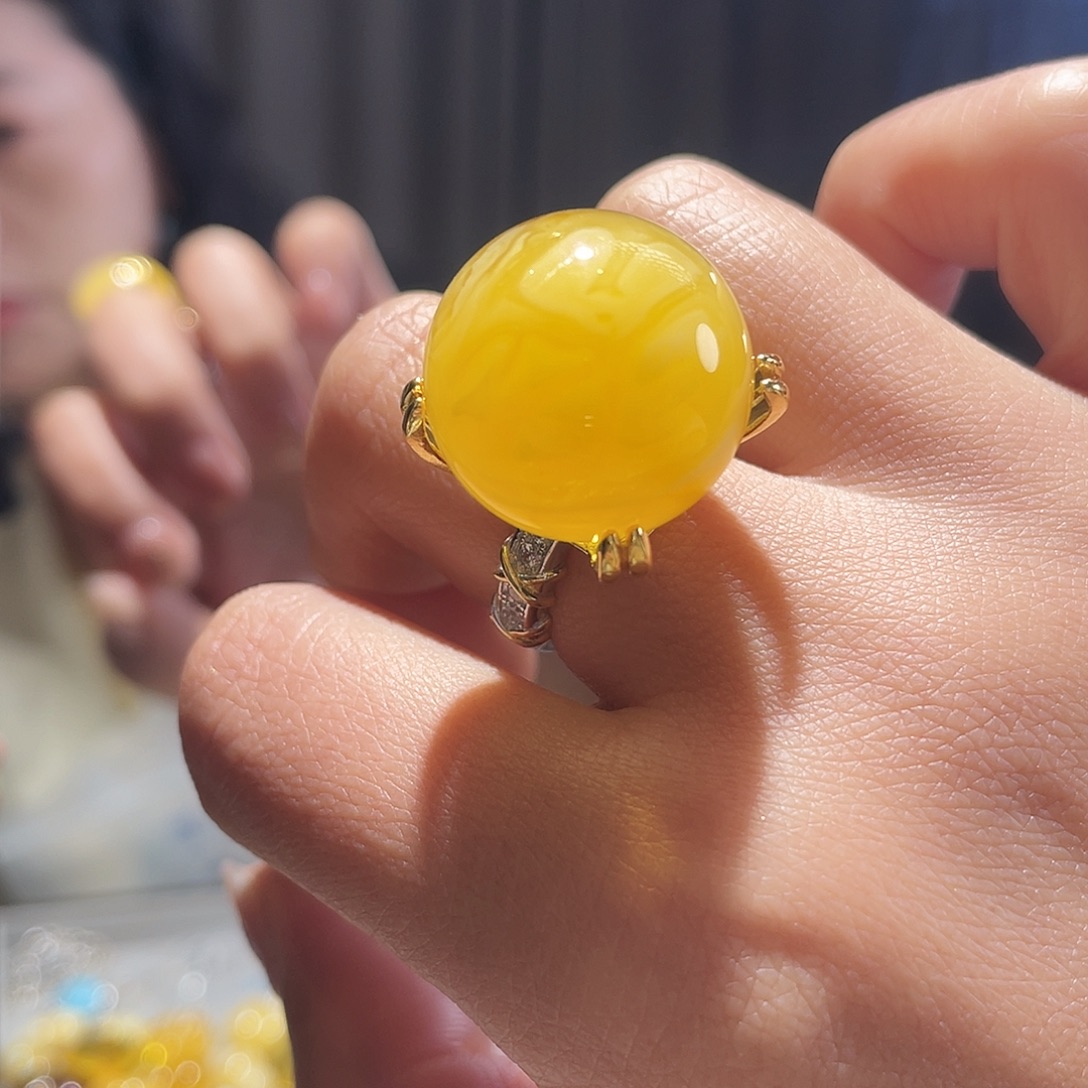 ****寶琥珀未镶嵌戒指大气款