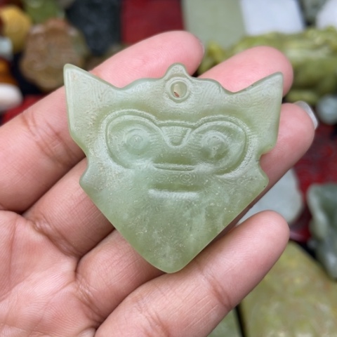 蛇纹石玉颈饰未镶嵌113