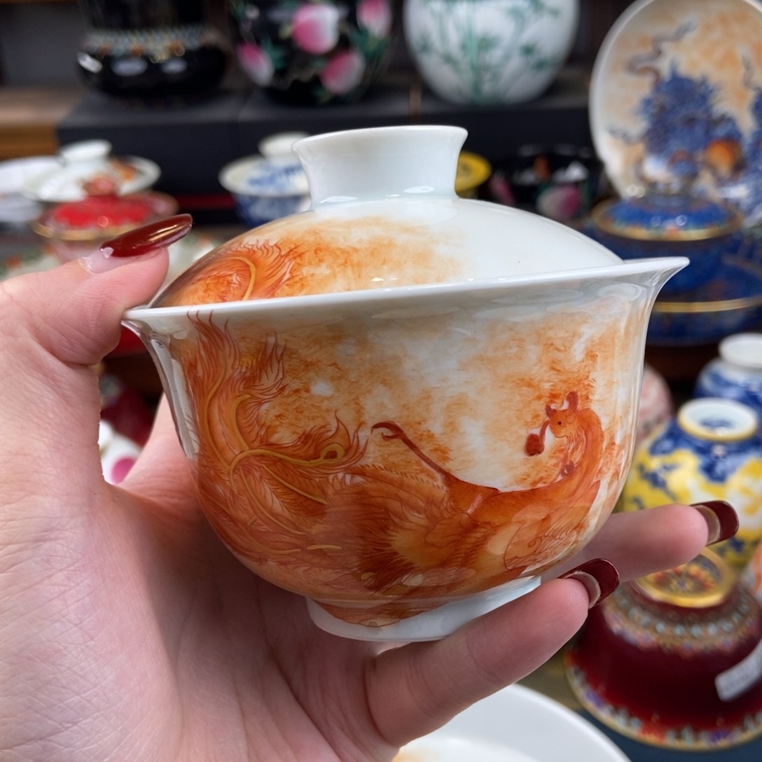 陶瓷艺术家的作品是一