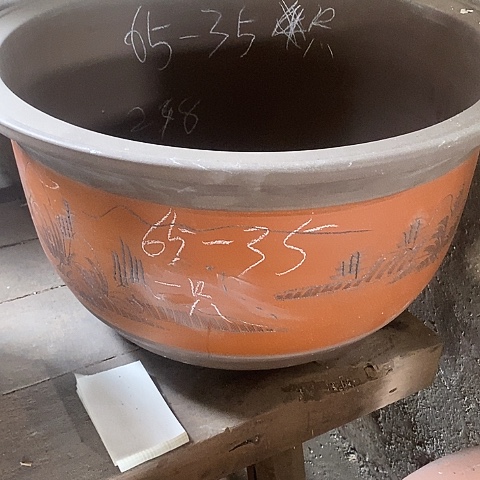 紫砂中国宜兴紫砂花盆，