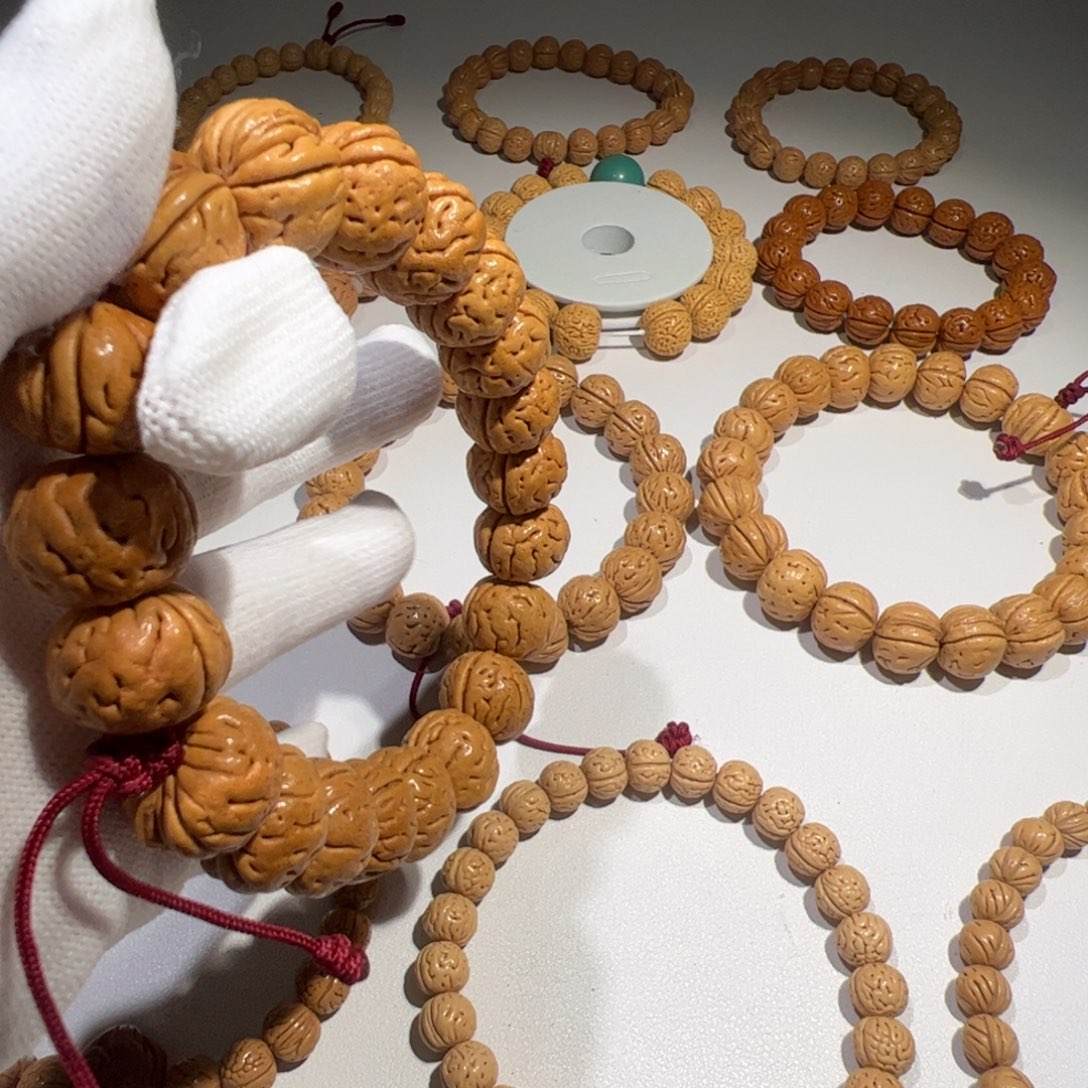 月****文玩核桃手串野生桃核 三道筋