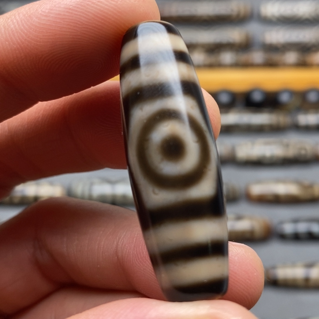 了***凡玛瑙/玉髓合金颈饰