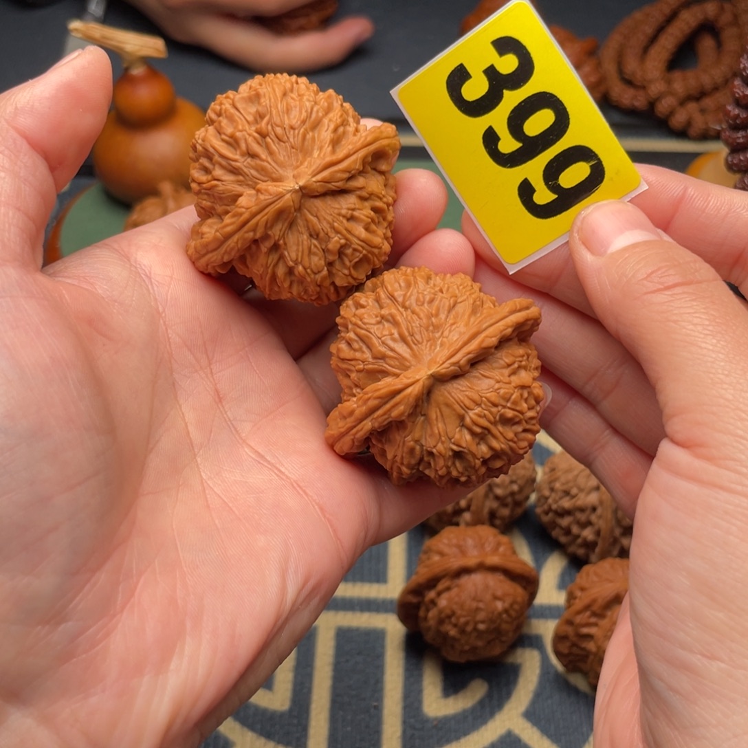 纪****吊坠文玩核桃47白狮399号