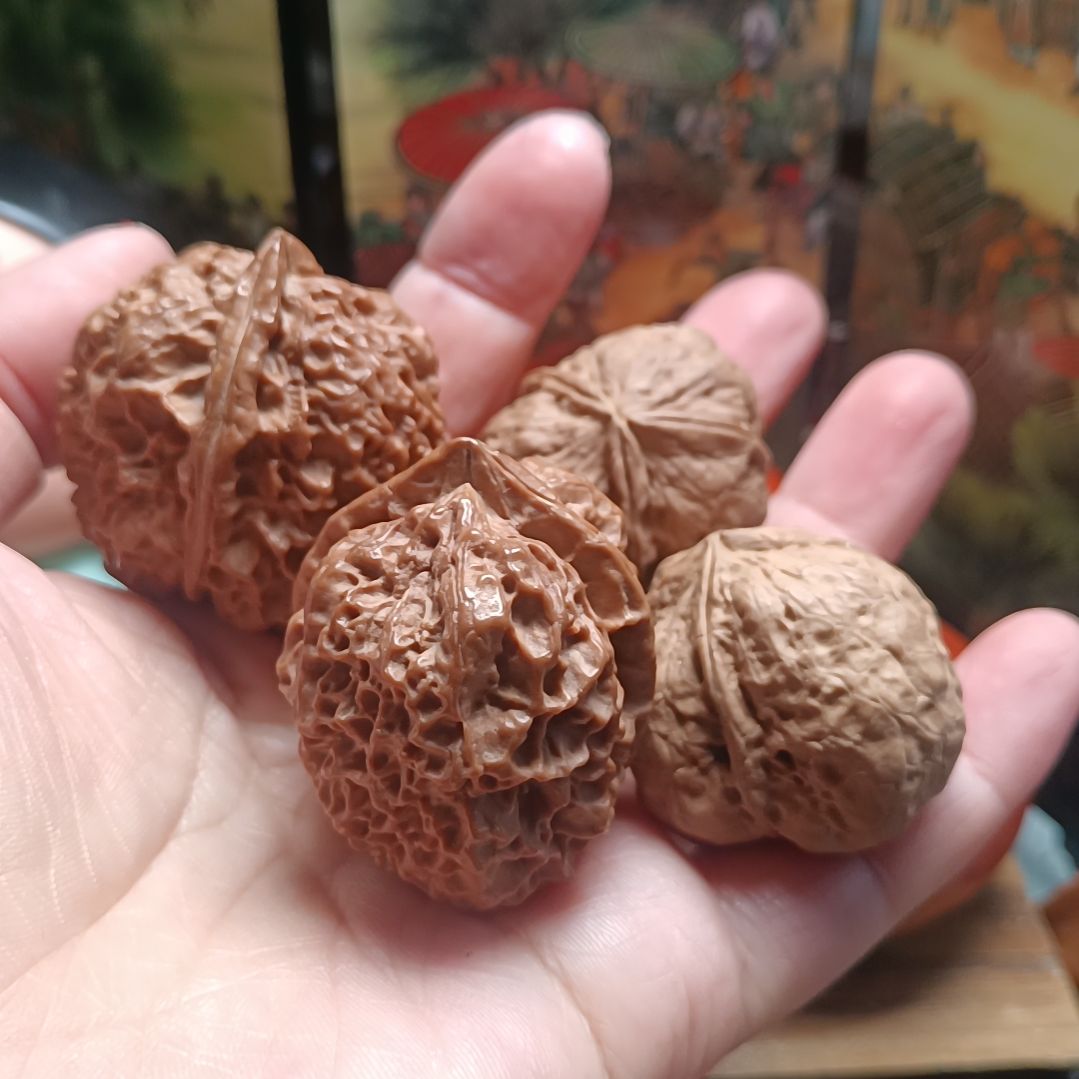 文玩核桃把件哦哦哦哦哦哦哦哦哦哦哦哦