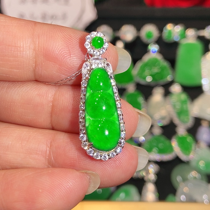 【闪购商品】颈饰未镶嵌翡翠天然翡翠