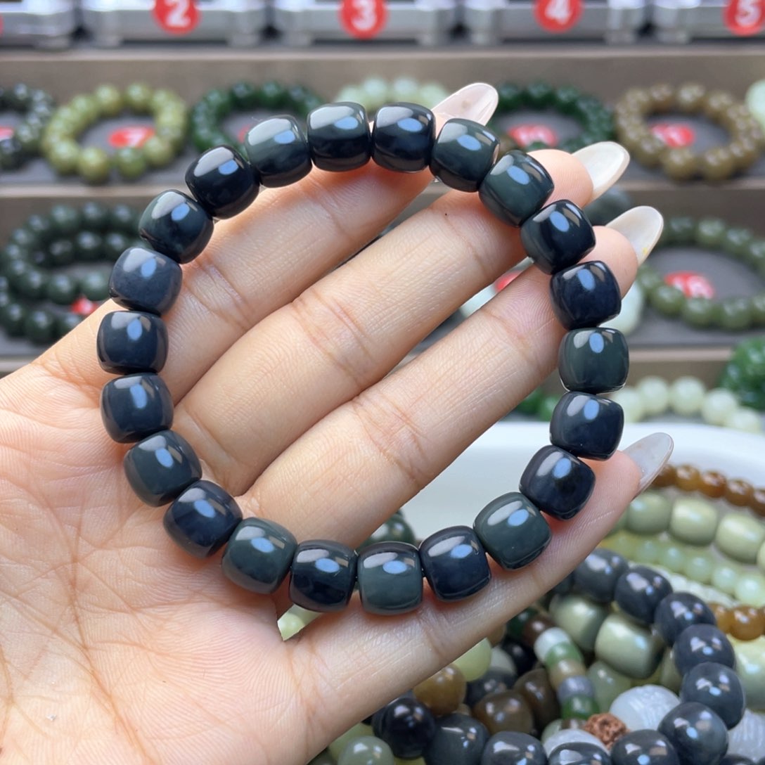 和田玉手串未镶嵌