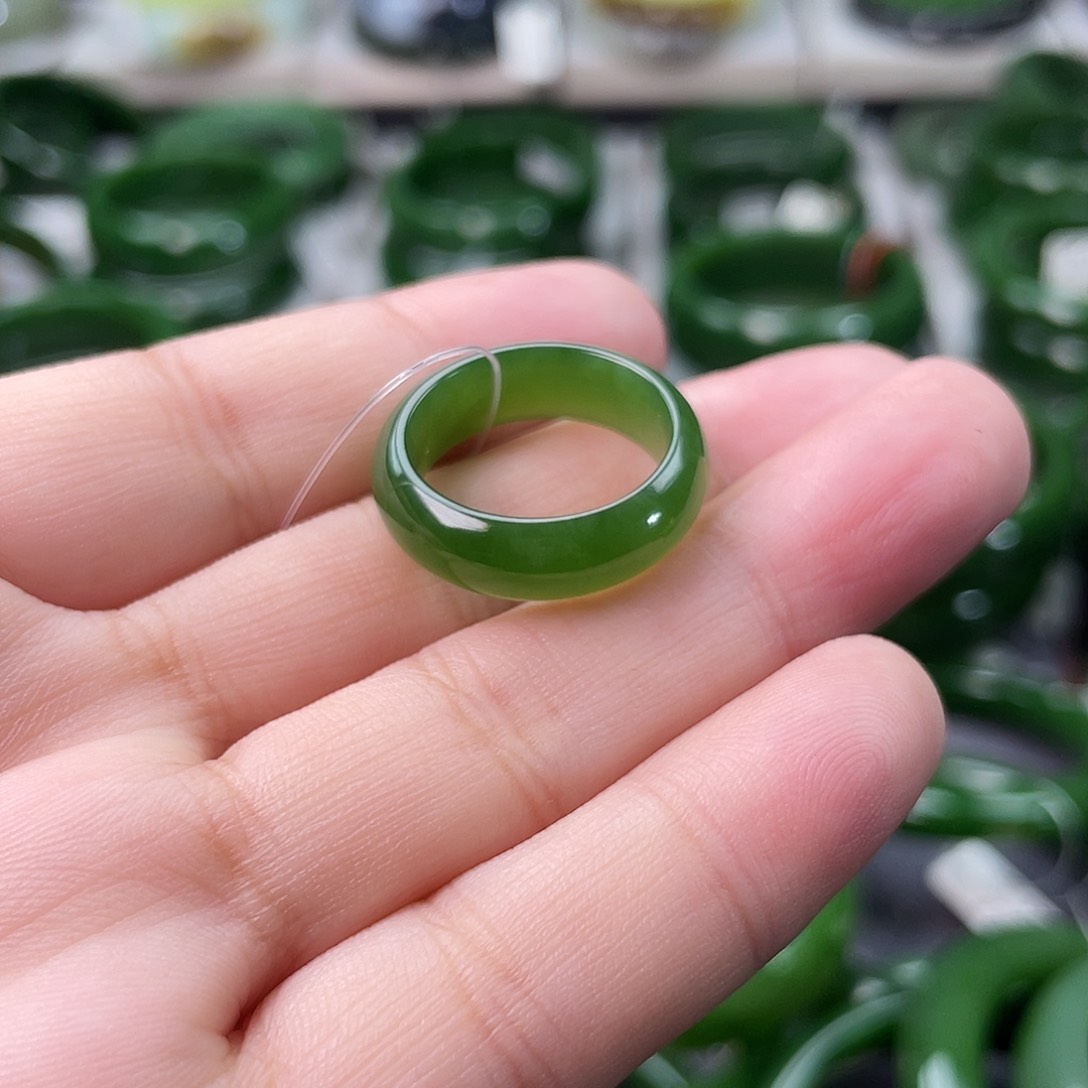 和田玉（碧玉）戒指未镶嵌月**好