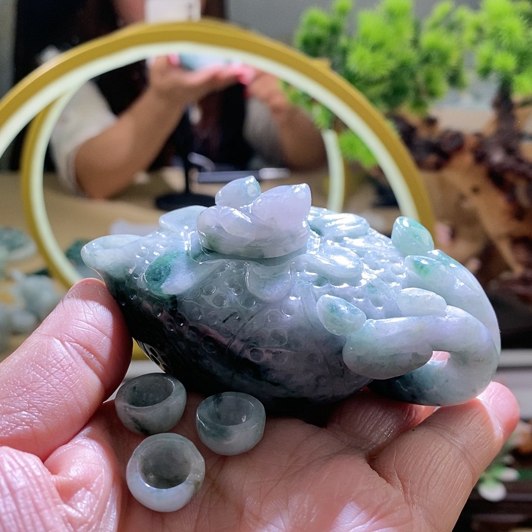 【闪购商品】翡翠颈饰未镶嵌茶