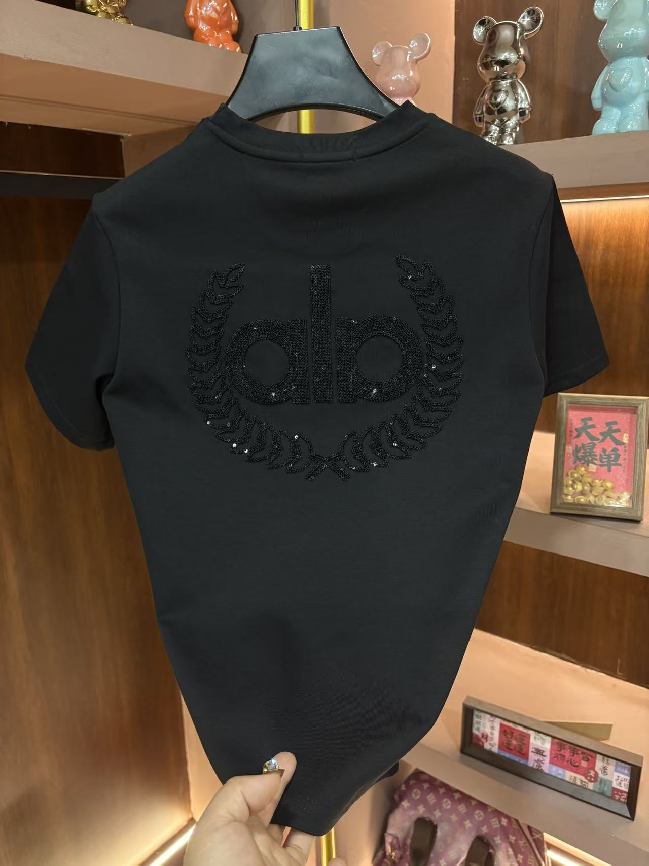 冬季加厚男款潮流亮片刺绣字母短袖轻奢高品质男士T桖半袖、