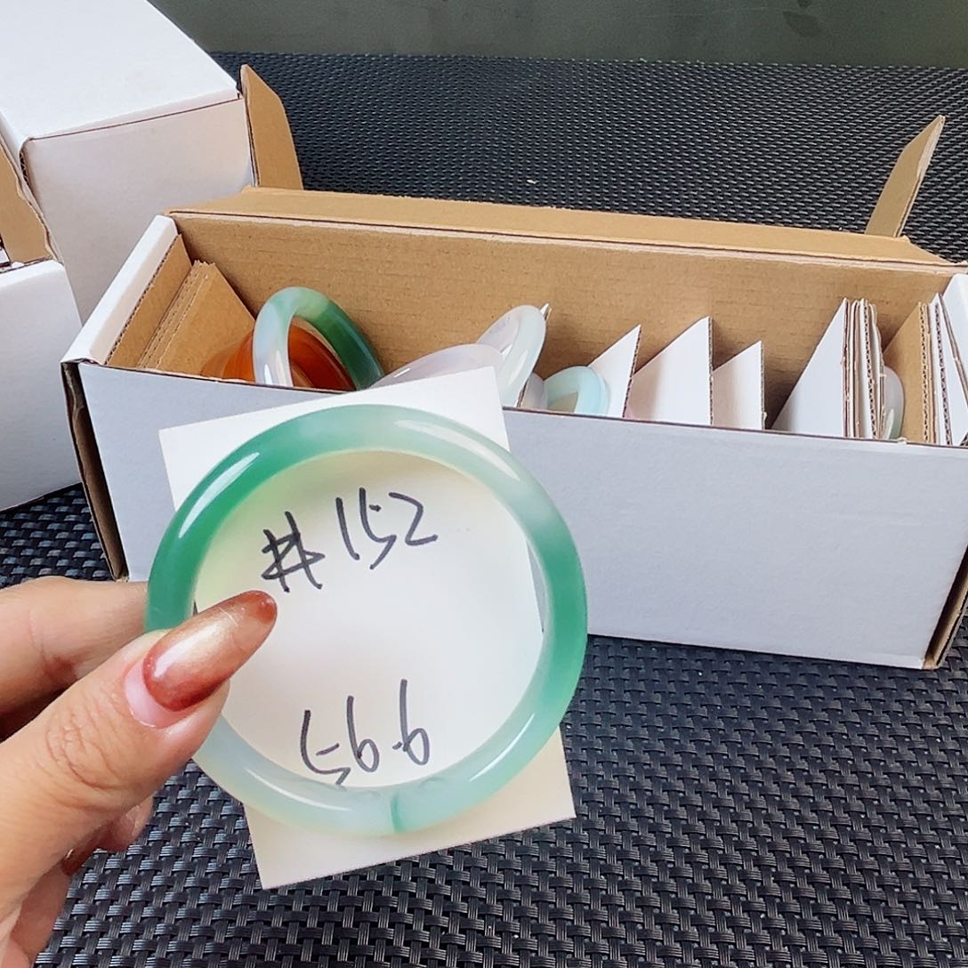 玛瑙/玉髓手镯合金152