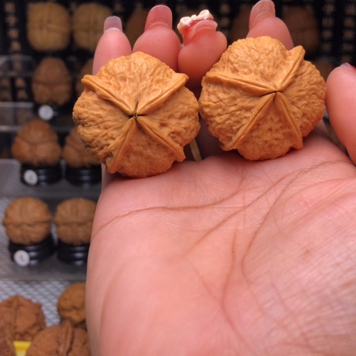 橄榄核吊坠4小四喜