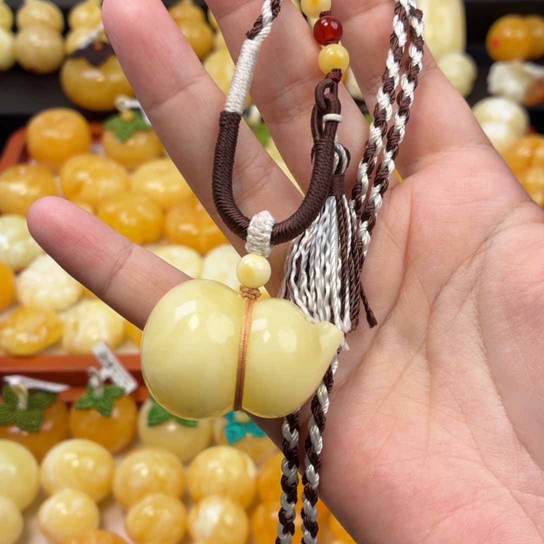 蜜蜡未镶嵌毛衣链蜜蜡