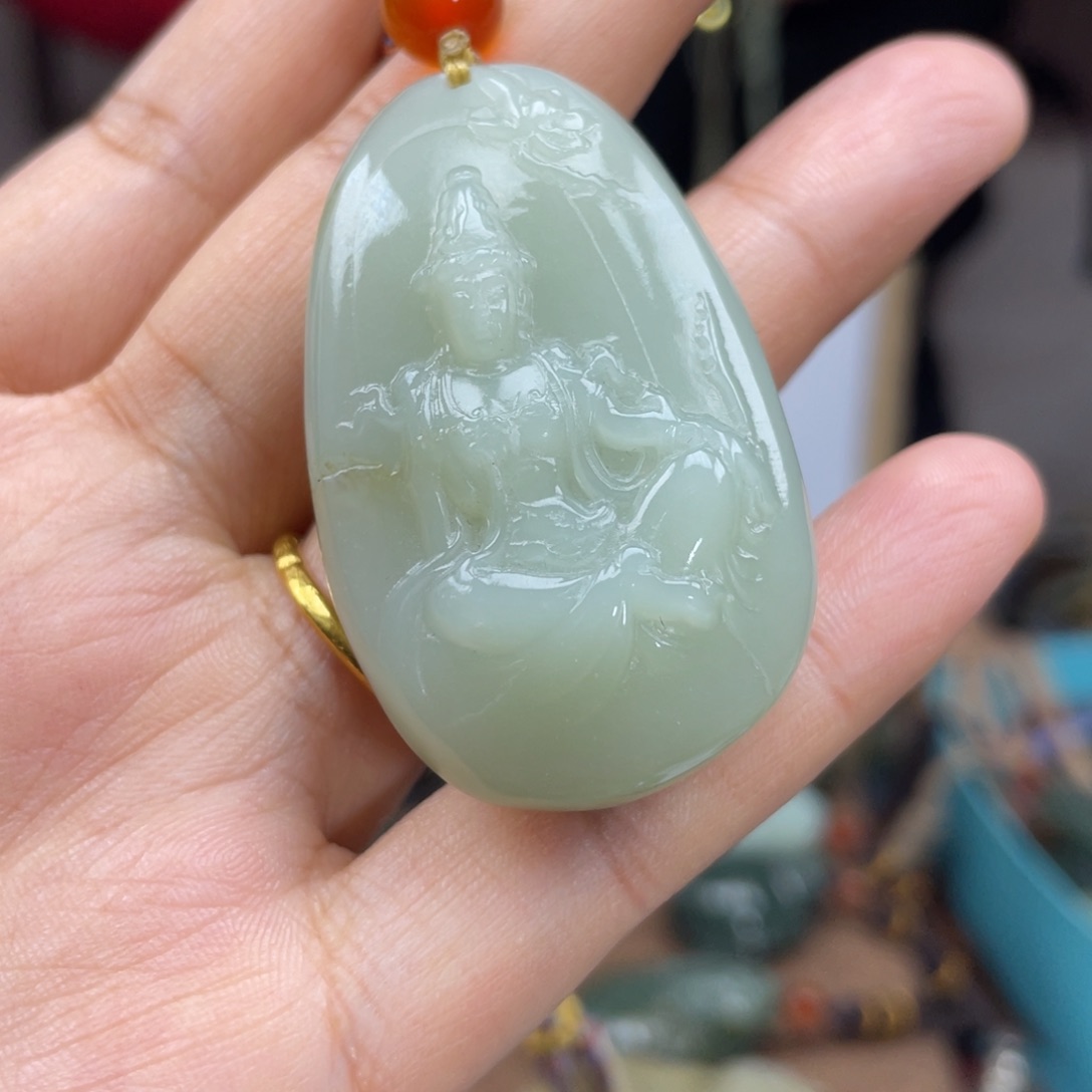 和田玉颈饰未镶嵌