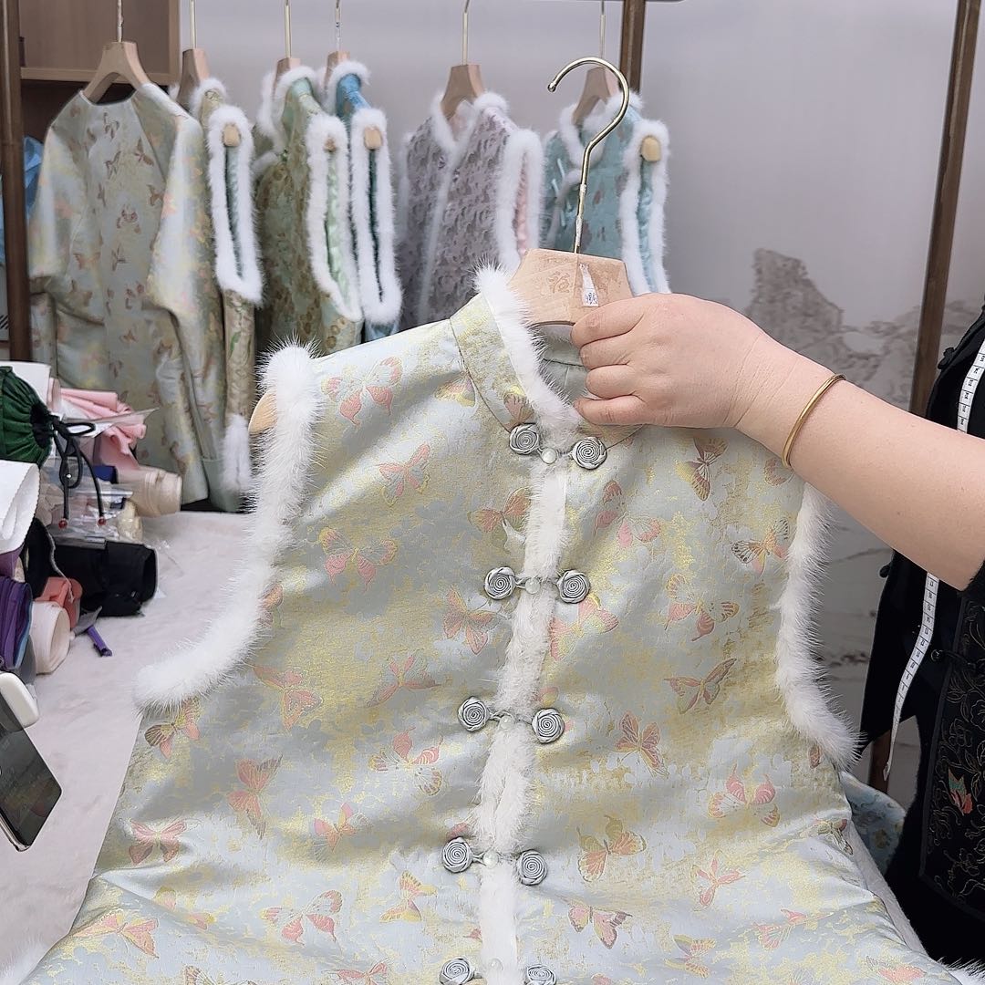 刺绣听**鱼真丝真丝真丝真丝真丝