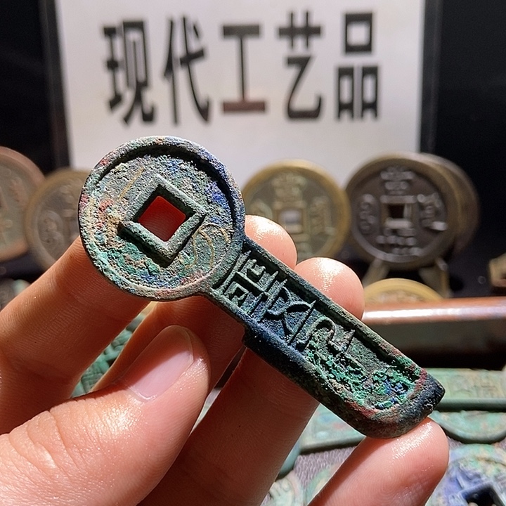 铜现代翻砂制作工艺品