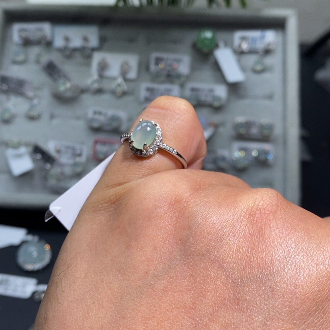 翡翠挂件银S925镶嵌戒指