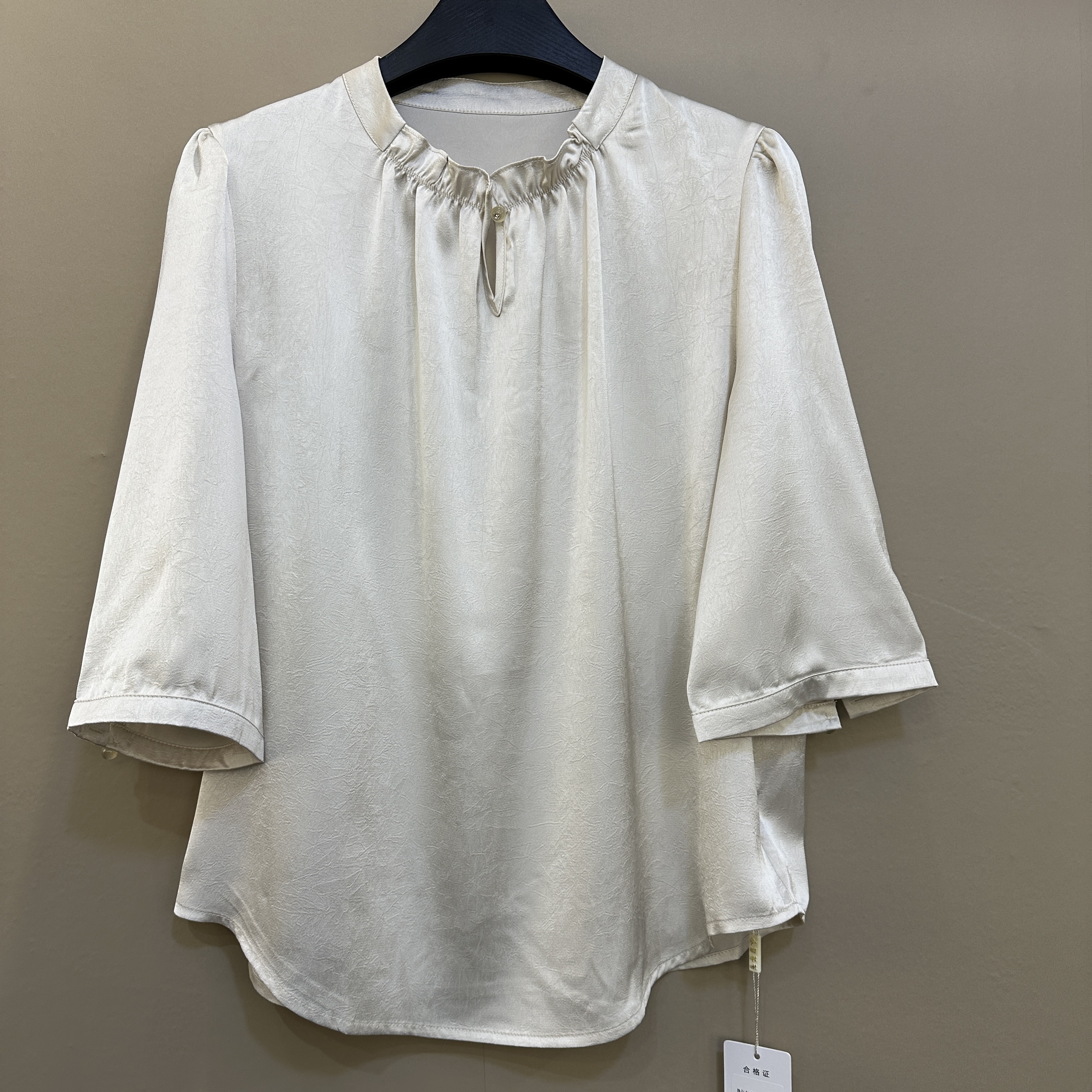 宽松显瘦洋气上衣气质休闲百搭圆领七分袖衬衫大码女装